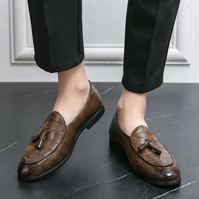 Leather Shoes Casual Business Shoes for Men Dress Tenis De Hombre Moccasins Mokasin Tenis Caballero Designer sneakers