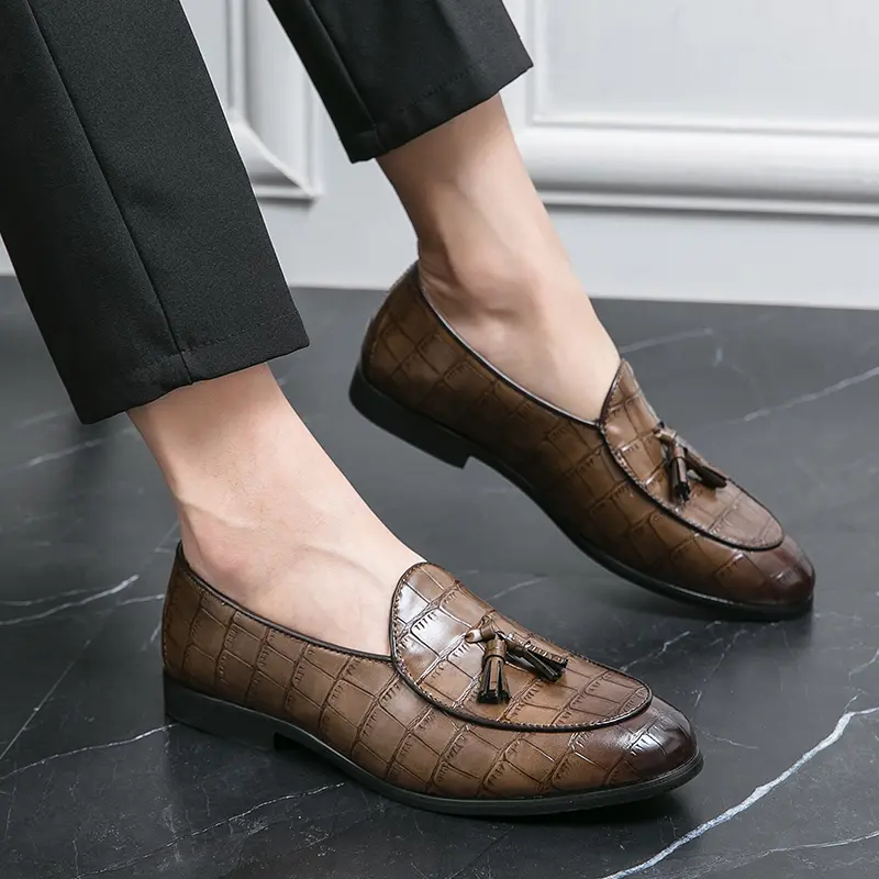 Leather Shoes Casual Business Shoes for Men Dress Tenis De Hombre Moccasins Mokasin Tenis Caballero Designer sneakers