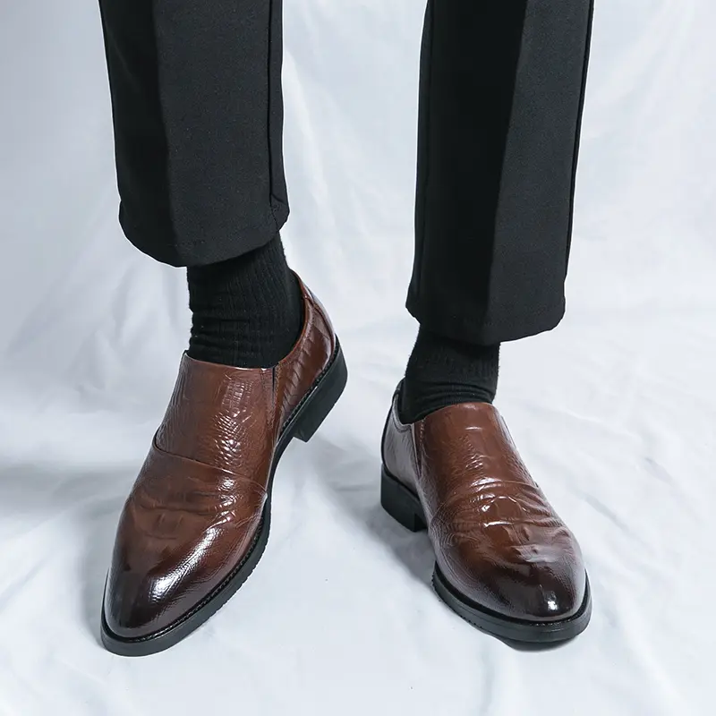 Men's Loafers Luxury Brand Leather Dress Shoes Breathable Slip-On Solid Formal Casual Shoes Handmade Designer Men Shoes Mocassin