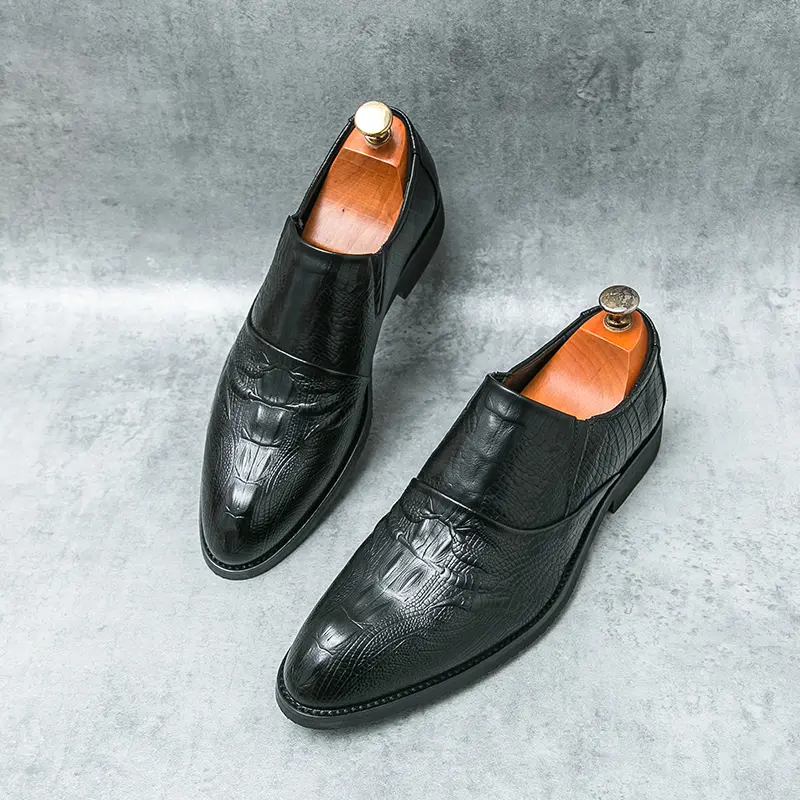 Men's Loafers Luxury Brand Leather Dress Shoes Breathable Slip-On Solid Formal Casual Shoes Handmade Designer Men Shoes Mocassin