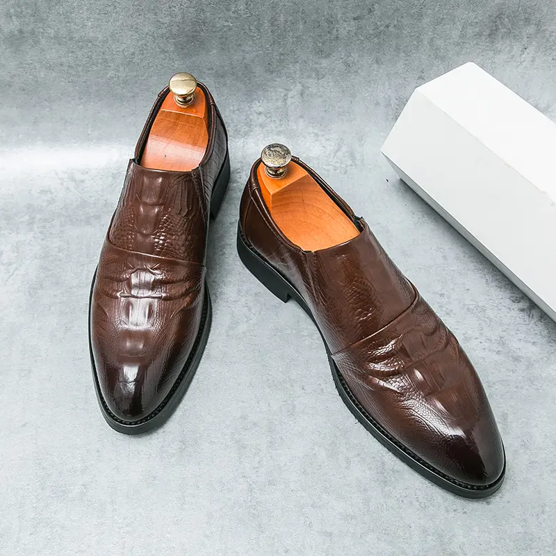 Men's Loafers Luxury Brand Leather Dress Shoes Breathable Slip-On Solid Formal Casual Shoes Handmade Designer Men Shoes Mocassin