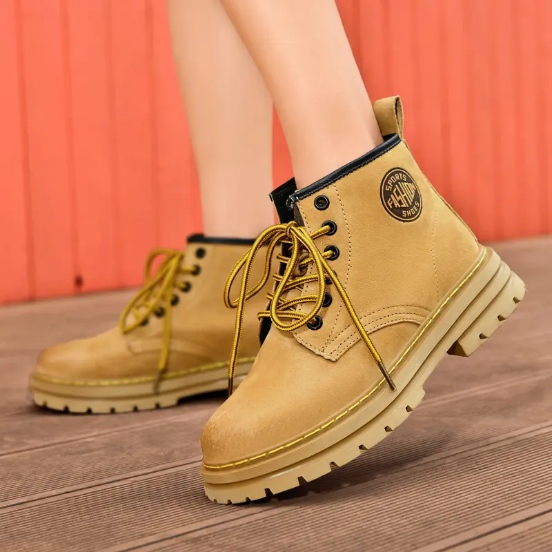 Outdoor Leather Mens Slip on Boots Platform Shoes Luxury Brand Men Winter Plush Snow Boots Fashion All-match Men Motocross Boots