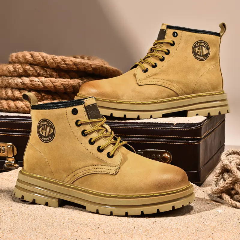 Outdoor Leather Mens Slip on Boots Platform Shoes Luxury Brand Men Winter Plush Snow Boots Fashion All-match Men Motocross Boots