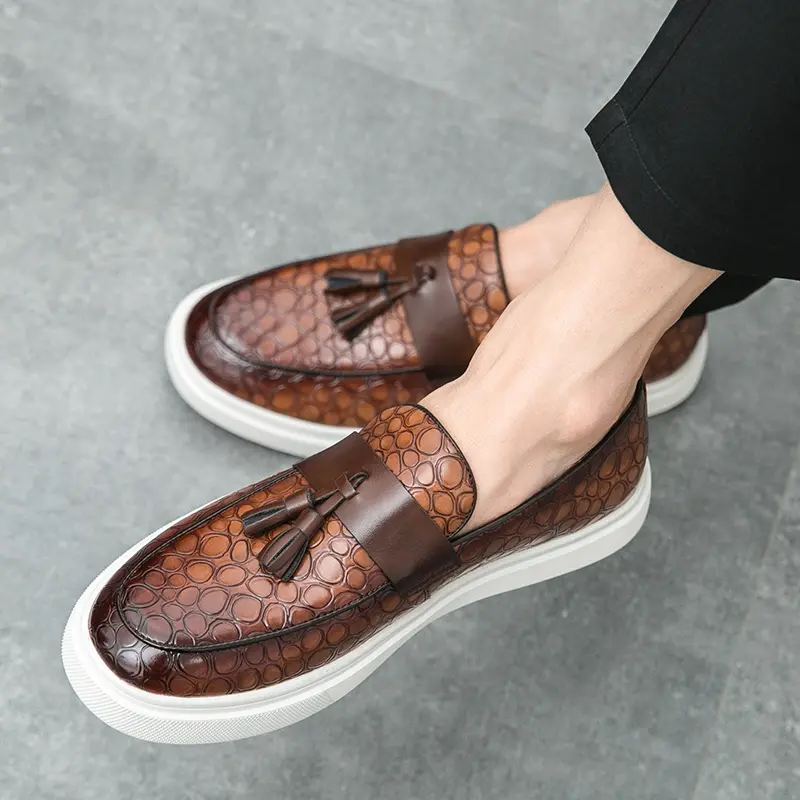 Men's Loafers Luxury Brand Leather Dress Shoes Breathable Slip-On Solid Formal Casual Shoes Handmade Designer Men Shoes Mocassin