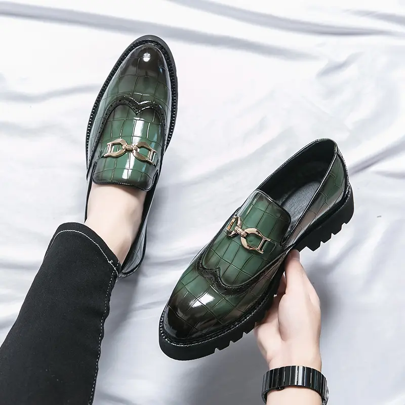 Men's Loafers Luxury Brand Leather Dress Shoes Breathable Slip-On Solid Formal Casual Shoes Handmade Designer Men Shoes Mocassin