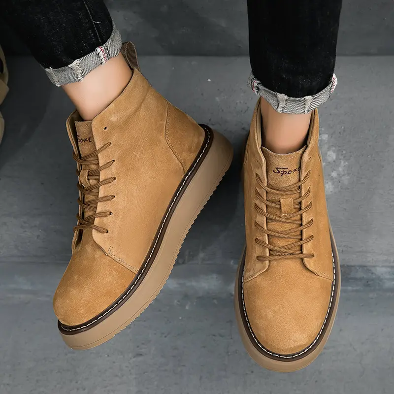 Outdoor Leather Mens Slip on Boots Platform Shoes Luxury Brand Men Winter Plush Snow Boots Fashion All-match Men Motocross Boots
