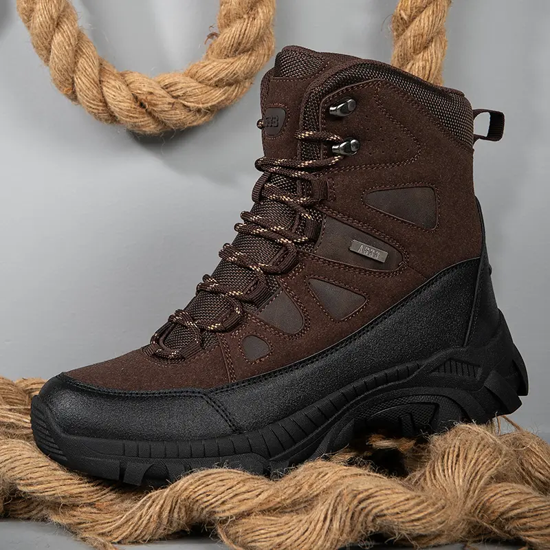 Outdoor Leather Mens Slip on Boots Platform Shoes Luxury Brand Men Winter Plush Snow Boots Fashion All-match Men Motocross Boots