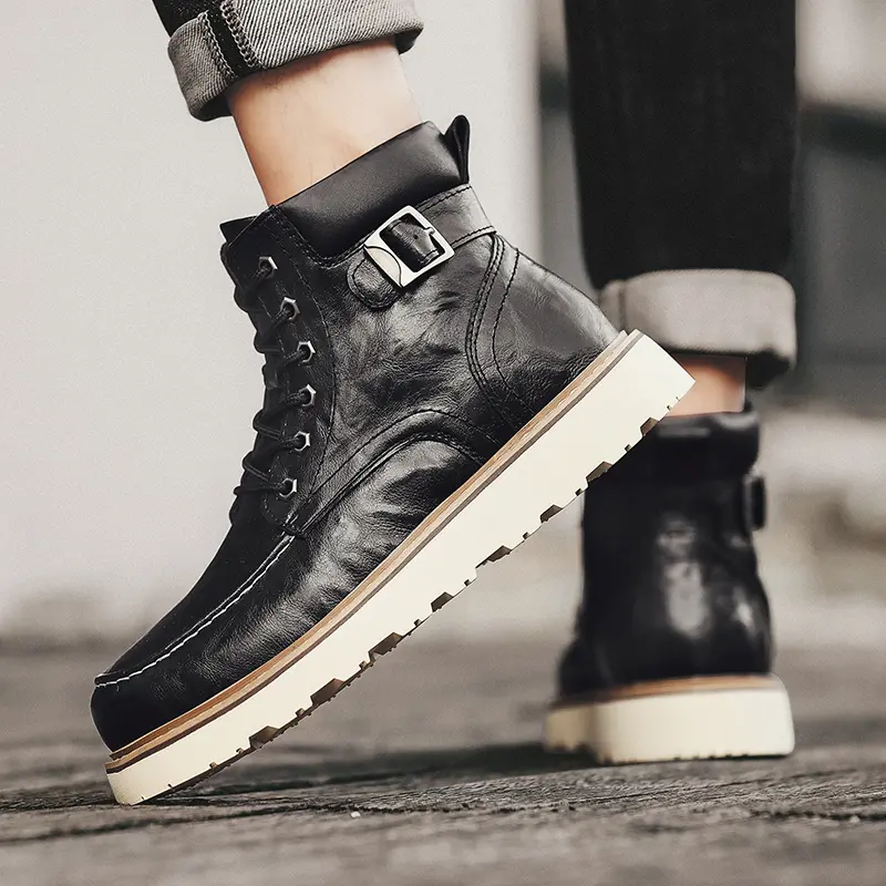 Outdoor Leather Mens Slip on Boots Platform Shoes Luxury Brand Men Winter Plush Snow Boots Fashion All-match Men Motocross Boots