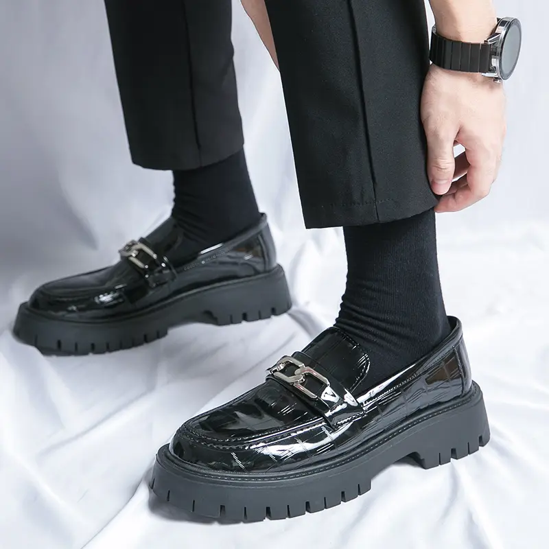 Men's Loafers Luxury Brand Leather Dress Shoes Breathable Slip-On Solid Formal Casual Shoes Handmade Designer Men Shoes Mocassin