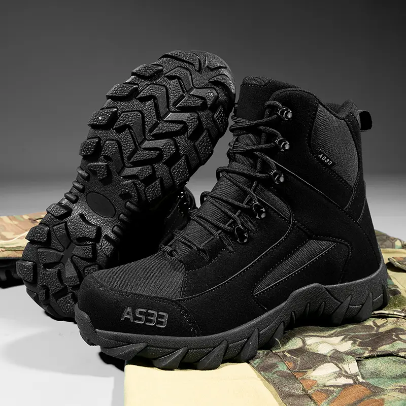 Outdoor Leather Mens Slip on Boots Platform Shoes Luxury Brand Men Winter Plush Snow Boots Fashion All-match Men Motocross Boots