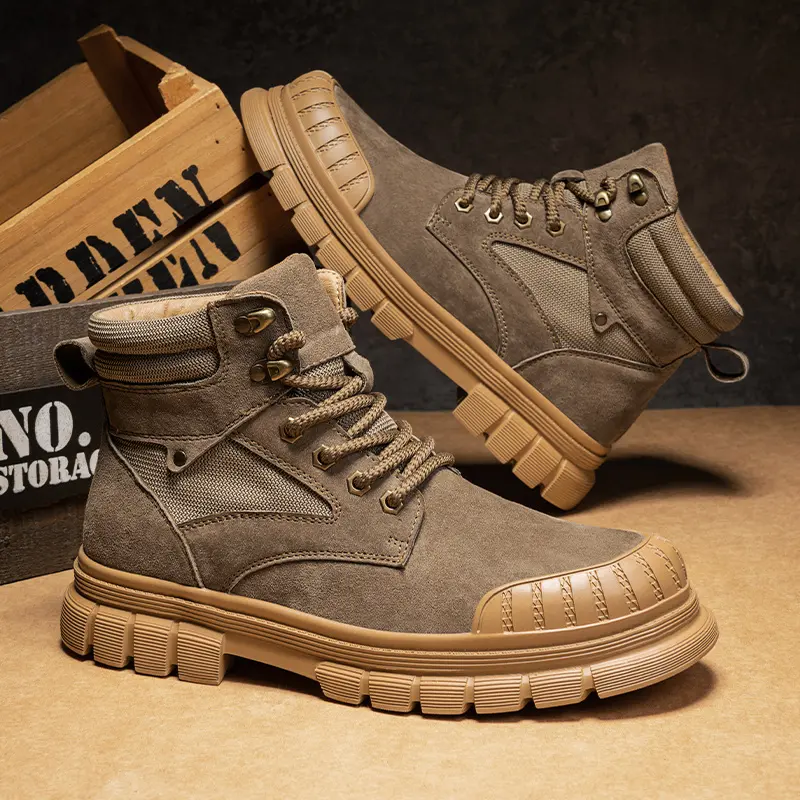 Outdoor Leather Mens Slip on Boots Platform Shoes Luxury Brand Men Winter Plush Snow Boots Fashion All-match Men Motocross Boots