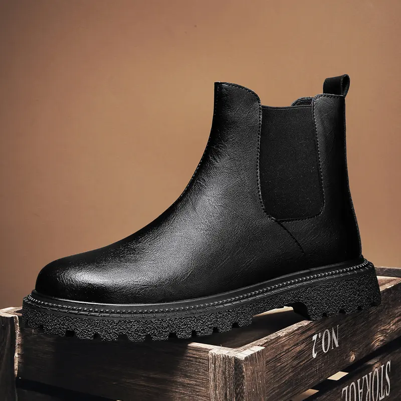 Outdoor Leather Mens Slip on Boots Platform Shoes Luxury Brand Men Winter Plush Snow Boots Fashion All-match Men Motocross Boots