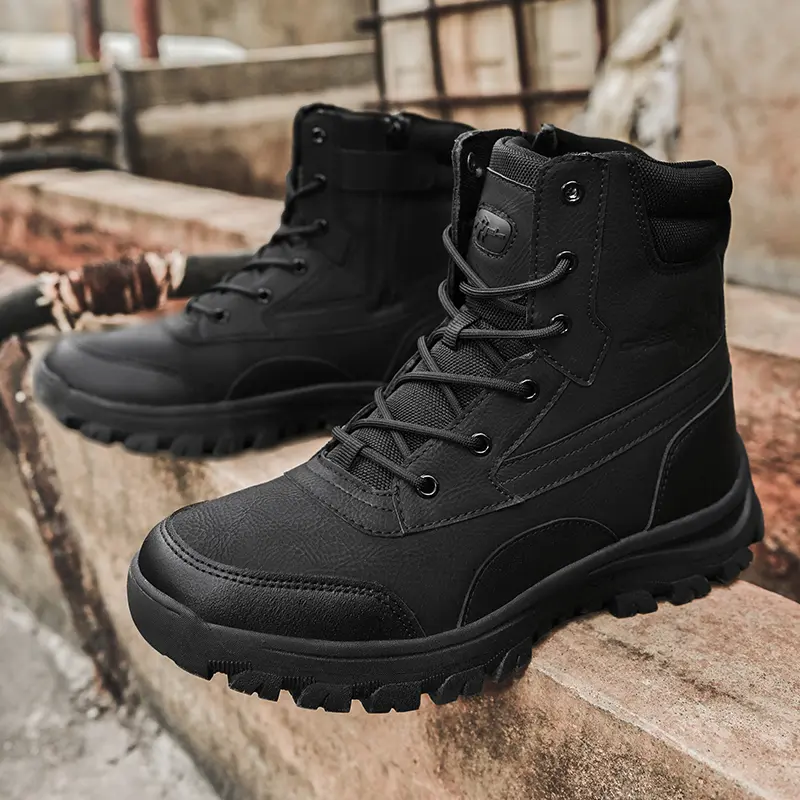 Outdoor Leather Mens Slip on Boots Platform Shoes Luxury Brand Men Winter Plush Snow Boots Fashion All-match Men Motocross Boots