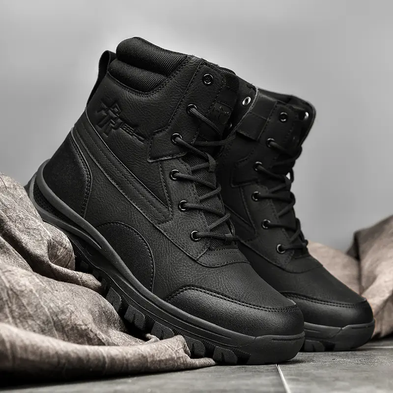 Outdoor Leather Mens Slip on Boots Platform Shoes Luxury Brand Men Winter Plush Snow Boots Fashion All-match Men Motocross Boots