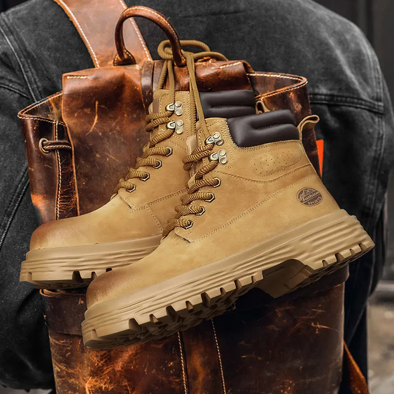 Outdoor Leather Mens Slip on Boots Platform Shoes Luxury Brand Men Winter Plush Snow Boots Fashion All-match Men Motocross Boots