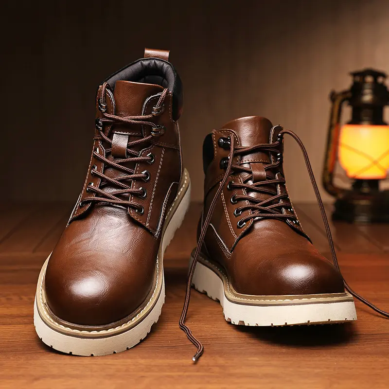 Outdoor Leather Mens Slip on Boots Platform Shoes Luxury Brand Men Winter Plush Snow Boots Fashion All-match Men Motocross Boots