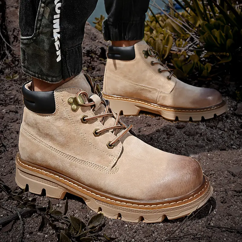 Outdoor Leather Mens Slip on Boots Platform Shoes Luxury Brand Men Winter Plush Snow Boots Fashion All-match Men Motocross Boots