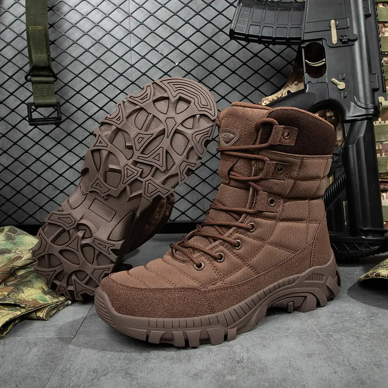 Outdoor Leather Mens Slip on Boots Platform Shoes Luxury Brand Men Winter Plush Snow Boots Fashion All-match Men Motocross Boots