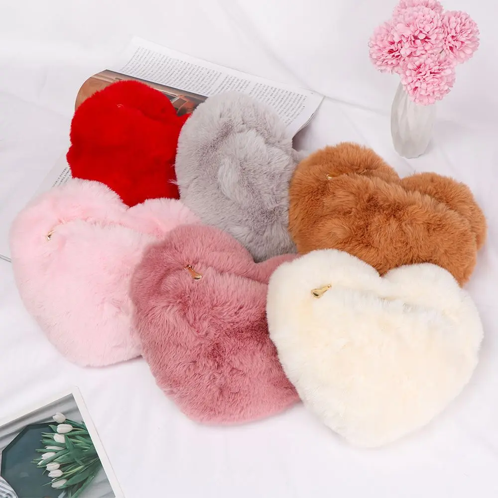 Fashion Women's Fluffy Mini Shoulder Chain Bag Heart Shaped Soft Faux Fur Crossbody Handbag Messenger Bag