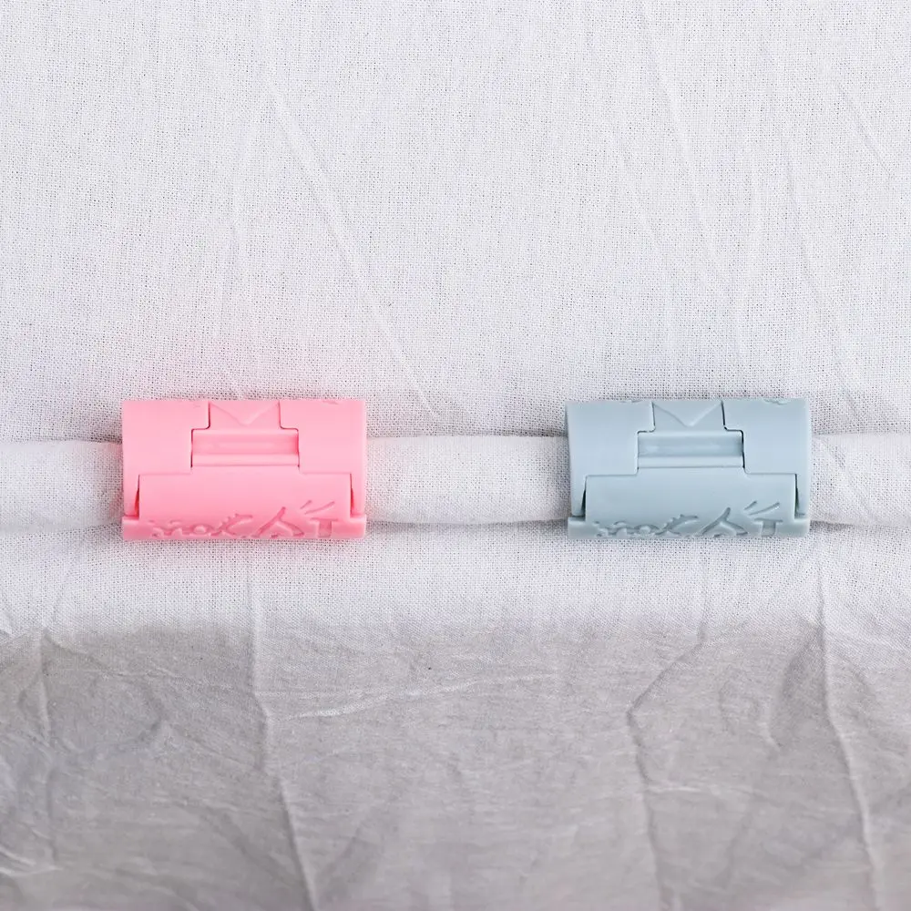 6PCS Non-slip Mattress Sheet Buckle Bed Pegs Clamp Needle-free Bed Sheet Holder Quilt Bed Cover Household Invisible Sheet Clip