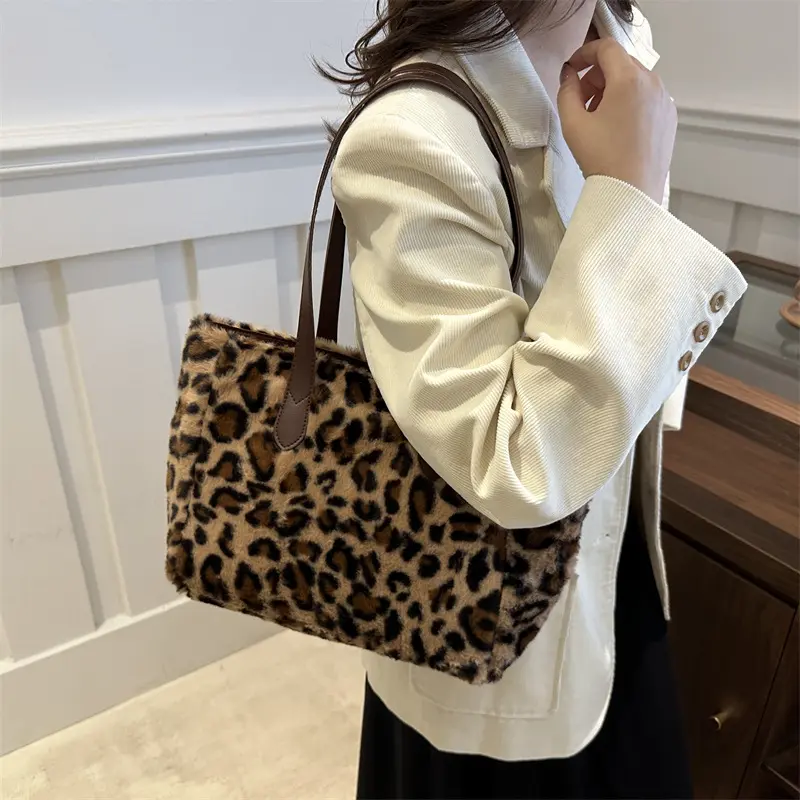 Plush Leopard Print Women's Shoulder Bag Winter Ladies Faux Fur Shopping Bags Soft Furry Female Large Capacity Tote Handbags