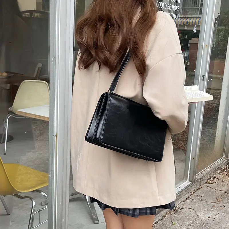 Vintage Pu Leather Women Shoulder Bag Small Handbags Solid Color Square Ladies Armpit Bag Fashion Simple Female Clutch Purses