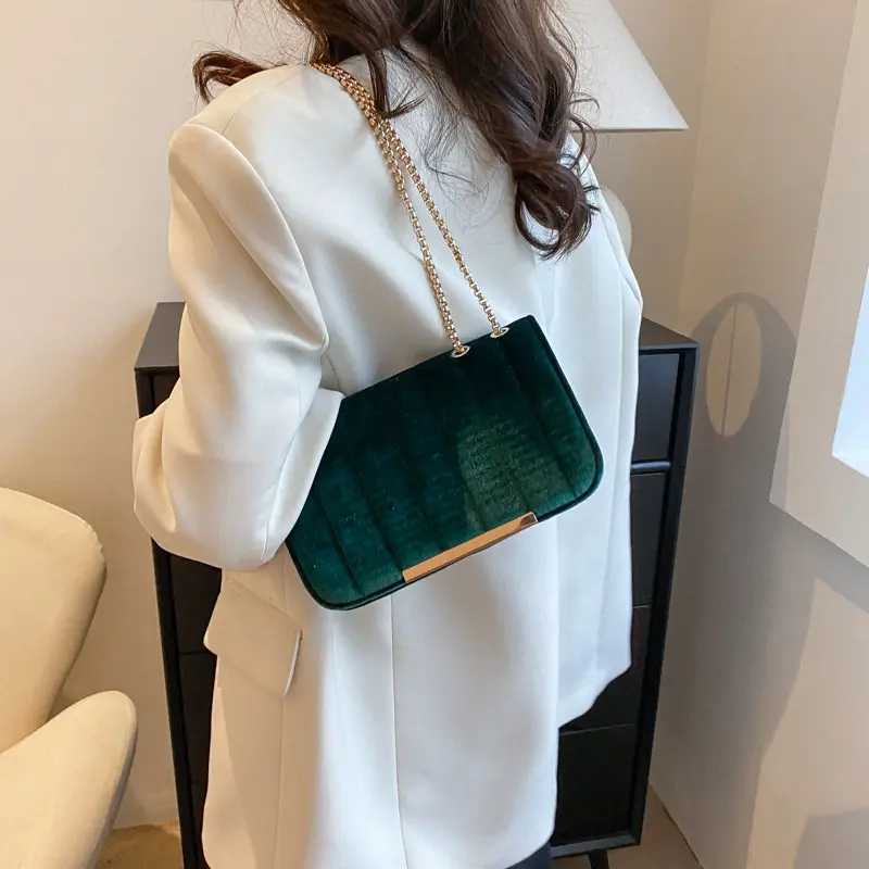 Vintage Velvet Women's Small Square Shoulder Bag Elegant Evening Handbag Ladies Fashion Chain Crossbody Bags Female Clutch Purse