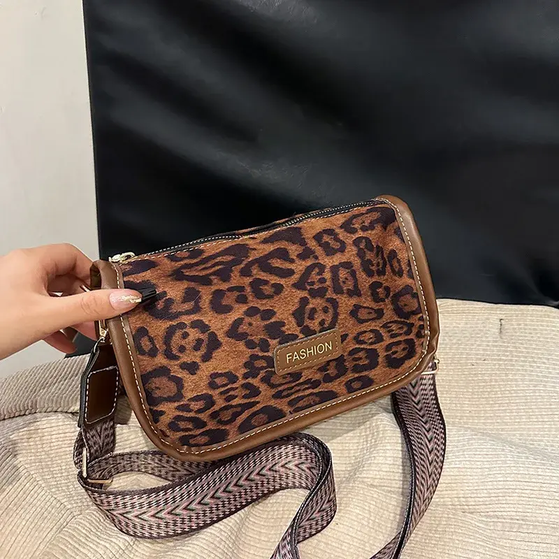 Leopard Print Small Messenger Bags for Women Vintage Pillow Shoulder Bag Ladies Faux Suede Crossbody Handbag Female Clutch Purse