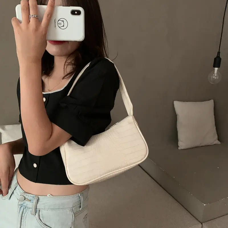 Soft PU Leather Crocodile Pattern Women Underarm Bag Vintage Design Casual Ladies Small Shoulder Bag Female Tote Purse Handbags