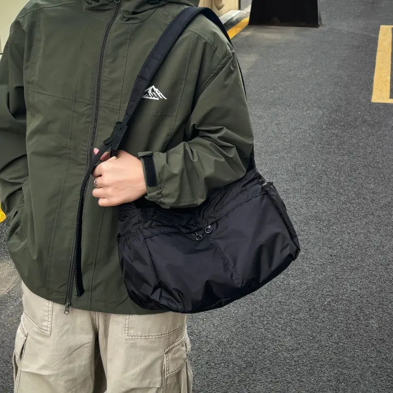 Outdoor Portable Crossbody Bags for Men and Women Commuter Waterproof Youth Shoulder Bag Solid Color Lightweight Female Tote