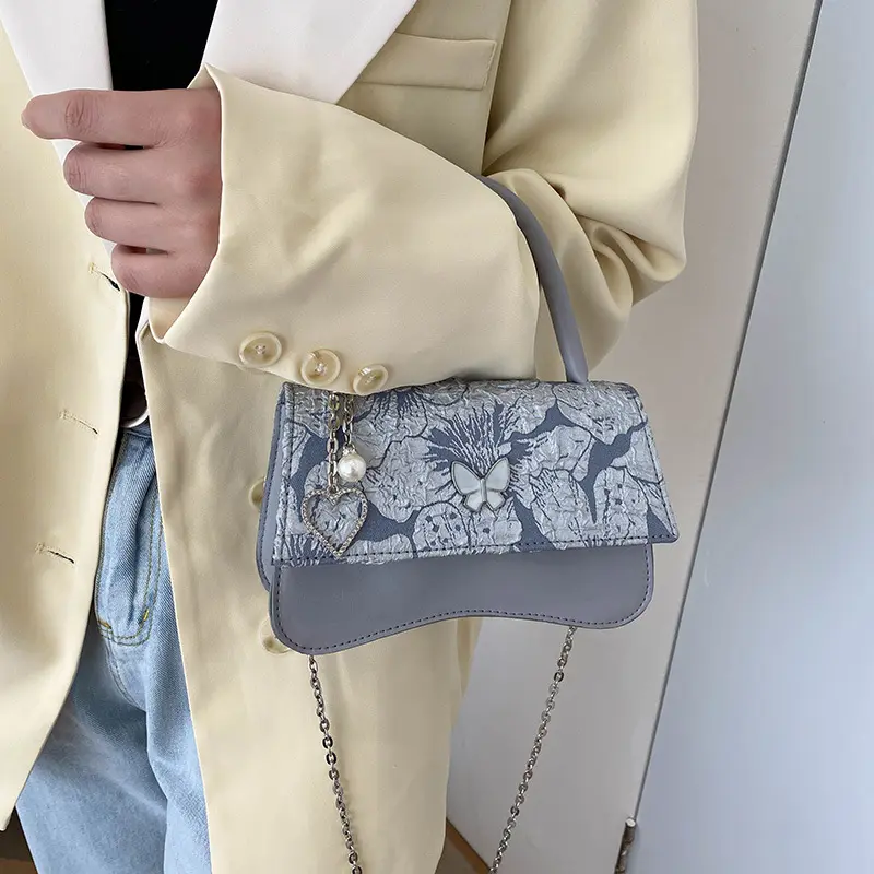 Vintage Butterfly Women Shoulder Crossbody Bag Love Chain Ladies Small Clutch Purse Handbags Fashion Flap Female Messenger Bags