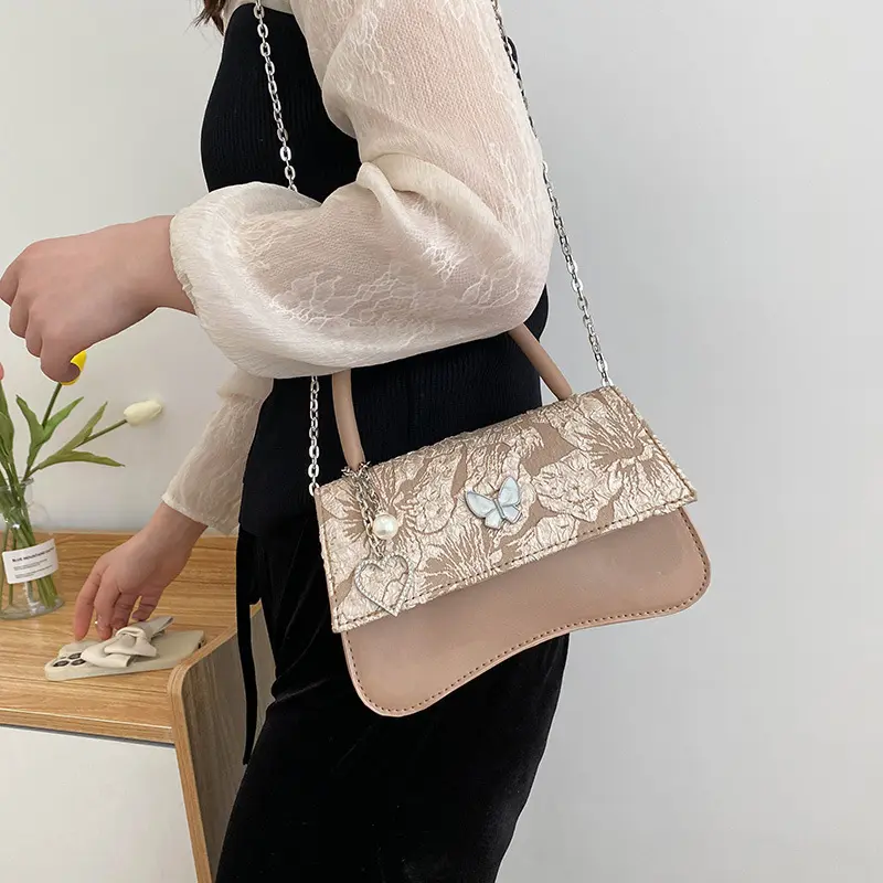 Vintage Butterfly Women Shoulder Crossbody Bag Love Chain Ladies Small Clutch Purse Handbags Fashion Flap Female Messenger Bags