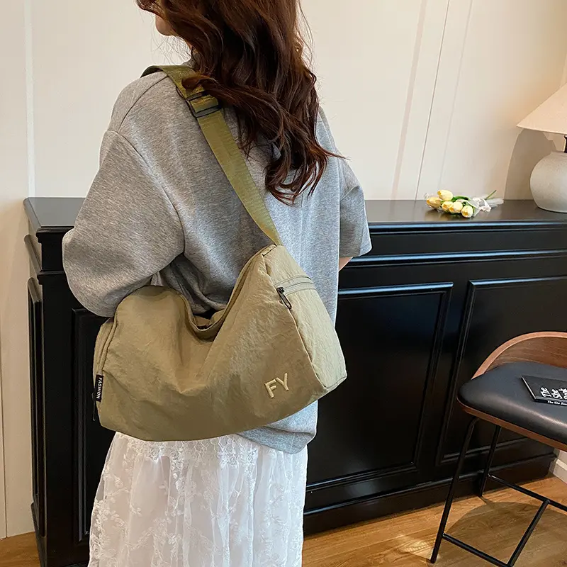 Casual Large Capacity Women Nylon Shoulder Bags Solid Color Ladies Messenger Handbags Simple Travel Sports Female Tote Bag
