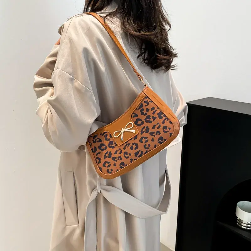Bow Alligator Print Women's Shoulder Bag Fashion Vintage Ladies Underarm Bag Pu Leather Female Small Tote Handbags Clutch Purse