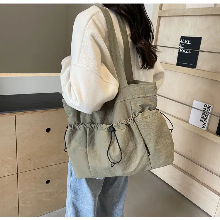 Large Capacity Commuter Ladies Book Tote Waterproof Nylon Female Handbags Fashion Casual Multi-pocket Women's Shoulder Bags