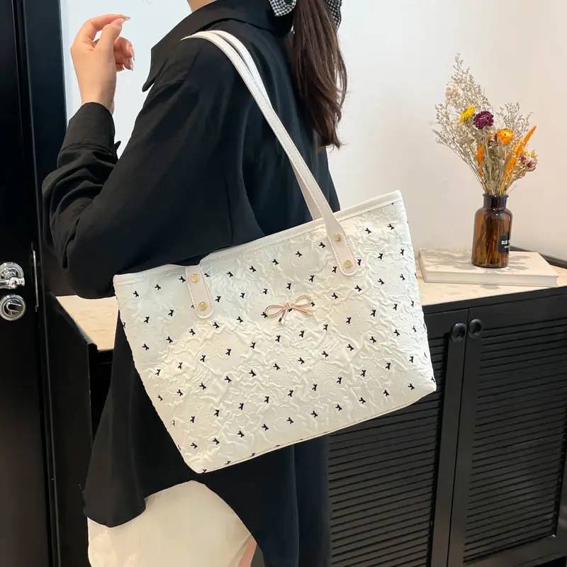 Sweet Bow Print Women's Shoulder Bags Large Capacity Portable Ladies Commuter Tote Bag Casual College Style Female Handbags