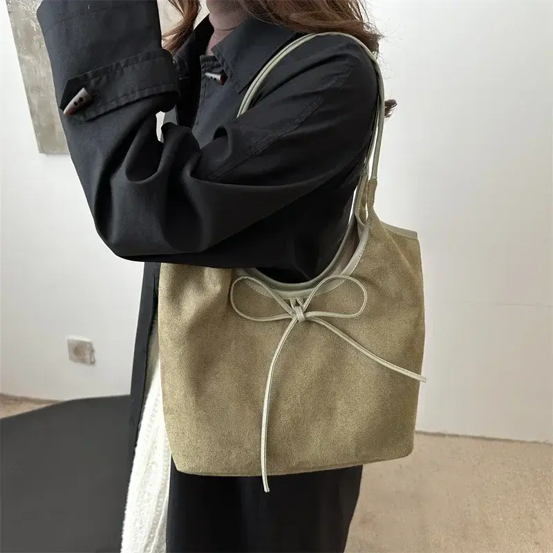 Commuter Ladies Faux Suede Underarm Tote Bag Large Capacity Female Handbags Vintage Fashion Bow Design Shoulder Bags for Women