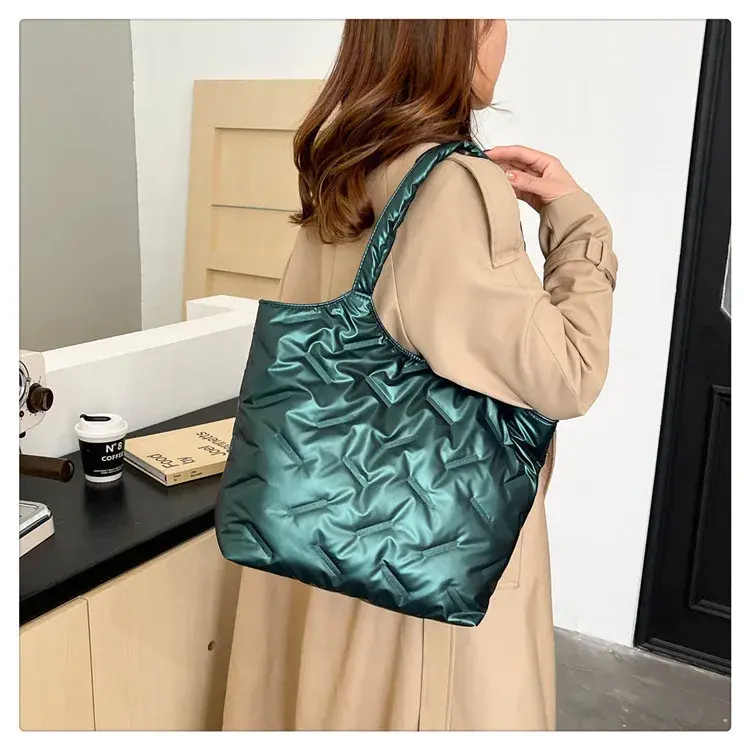 Large Capacity Women's Tote Underarm Bag Fashion Pleated Ladies Shoulder Bags Simple Female Commute Shopping Bag Purse Handbags