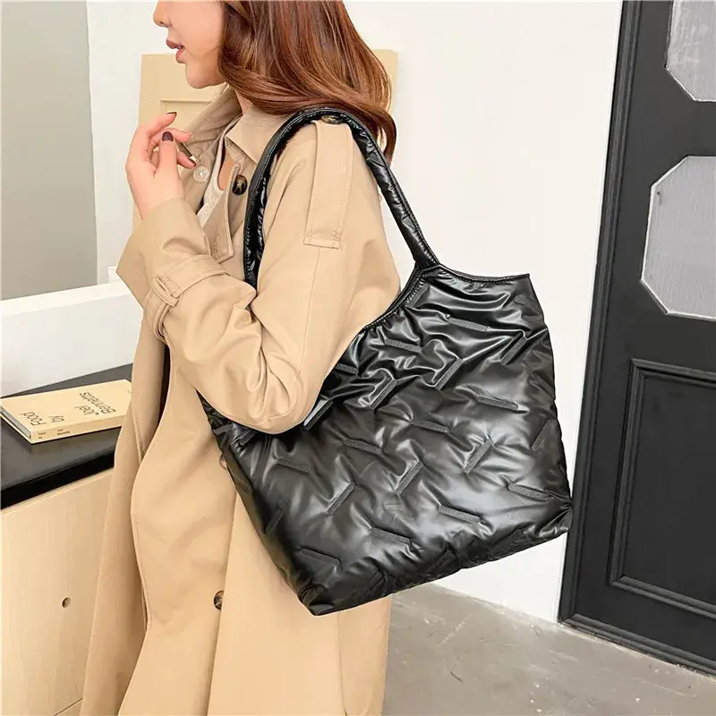 Large Capacity Women's Tote Underarm Bag Fashion Pleated Ladies Shoulder Bags Simple Female Commute Shopping Bag Purse Handbags