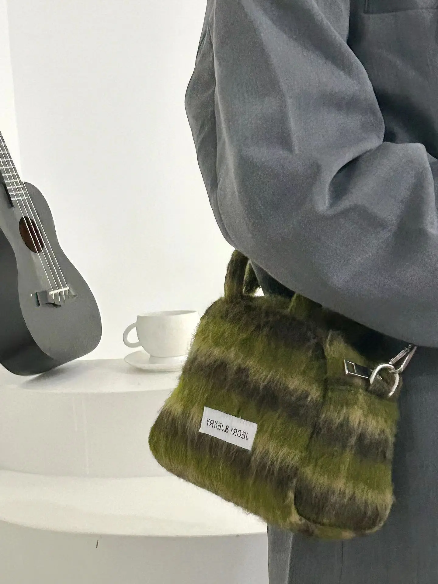 Retro Soft Plush Ladies Handbags Vintage Plaid \Women's Small Boston Shoulder Bag Winter Female Fluffy Messenger Bags Tote Purse