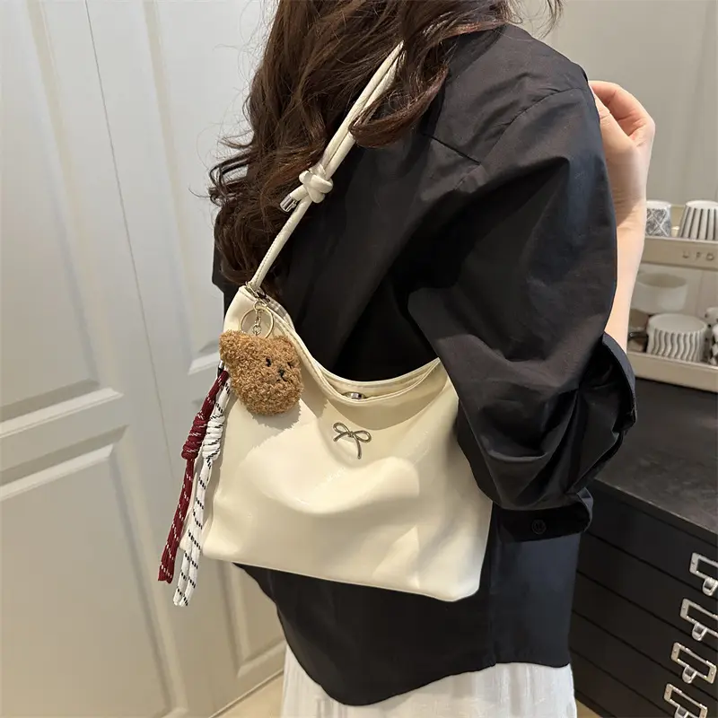 Casual Bow Pu Shoulder Bags for Women Large Capacity Commuter Ladies Messenger Bag Simple Girls Handbags Tote with Plush Pendant