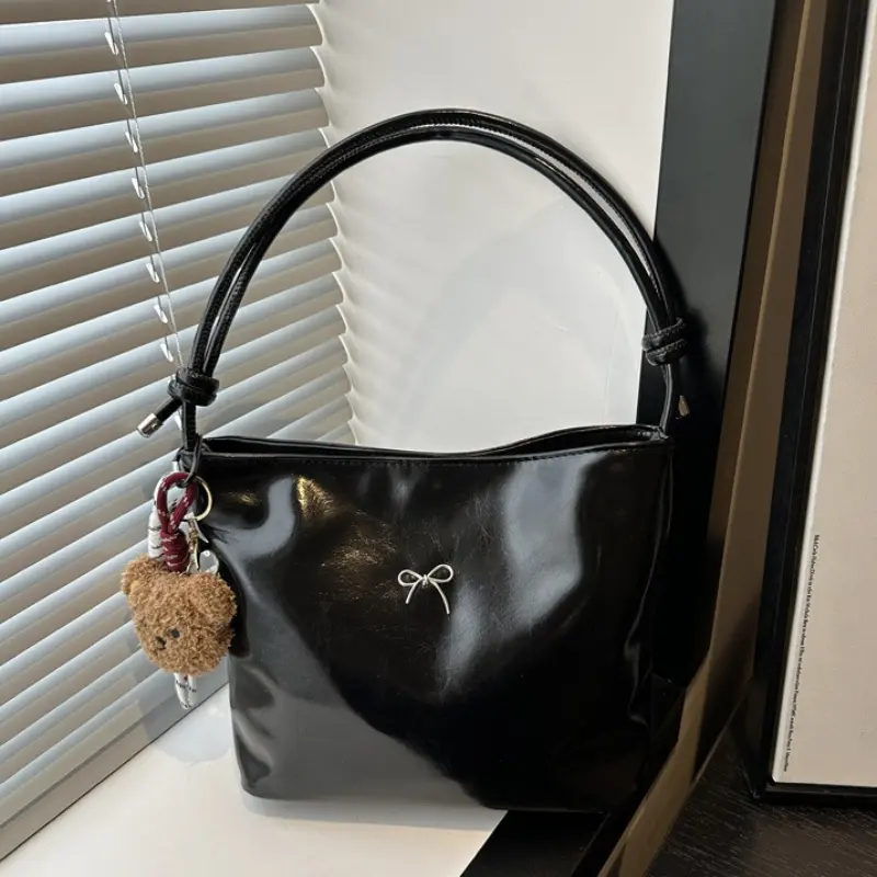 Casual Bow Pu Shoulder Bags for Women Large Capacity Commuter Ladies Messenger Bag Simple Girls Handbags Tote with Plush Pendant