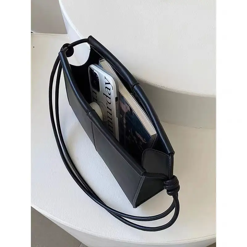 Simple Style Ladies Commute Shoulder Bags Pu Leather Women's Fashion Handbags Solid Color Female Underarm Bag Portable Purse
