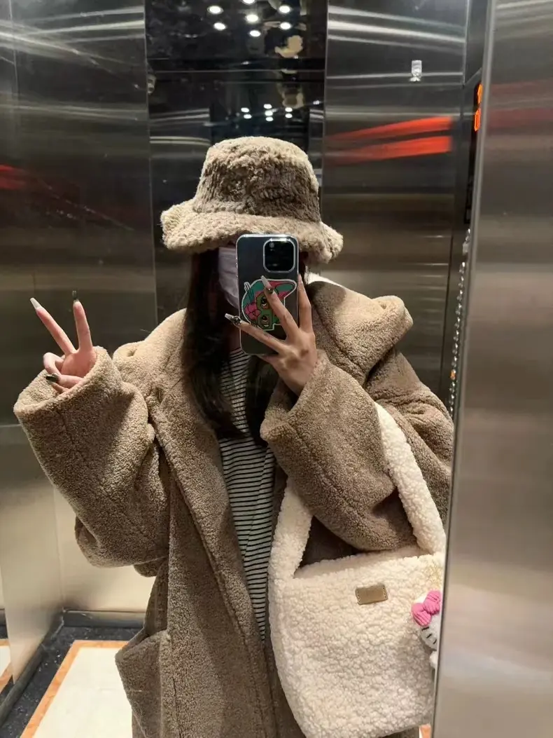 Faux Lamb Wool Women's Shoulder Bag Winter Soft Plush Ladies Underarm Bags Sweet Square Female Fluffy Tote Handbags Clutch Purse