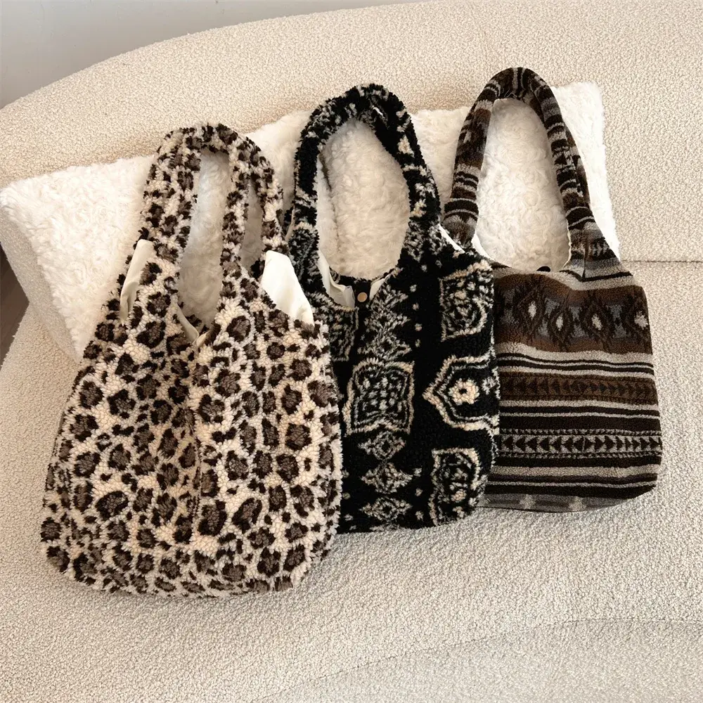 Winter Plaid Women's Plush Shoulder Bags Vintage Leopard Ladies Furry Handbags Large Capacity Female Faux Lamb Wool Tote Bag