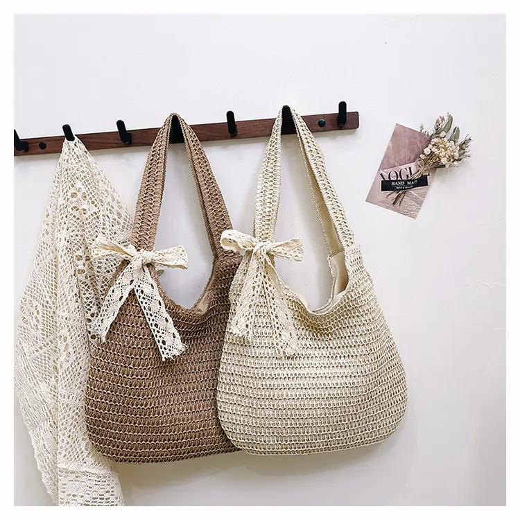 Summer  Straw Woven Shoulder Bags for Women Casual Vacation Style Ladies Beach Tote Large Capacity Female Handbags with Pendant