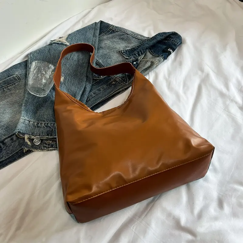 Fashion Design Women Denim Shoulder Bags Large Capacity Student Ladies Pu Underarm Bag Simple Portable Female Tote Handbags