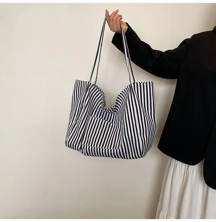 Casual Striped Design Women Nylon Shoulder Bags Versatile Large Capacity Ladies Armpit Handbag Contrast Color Girl Shopping Tote