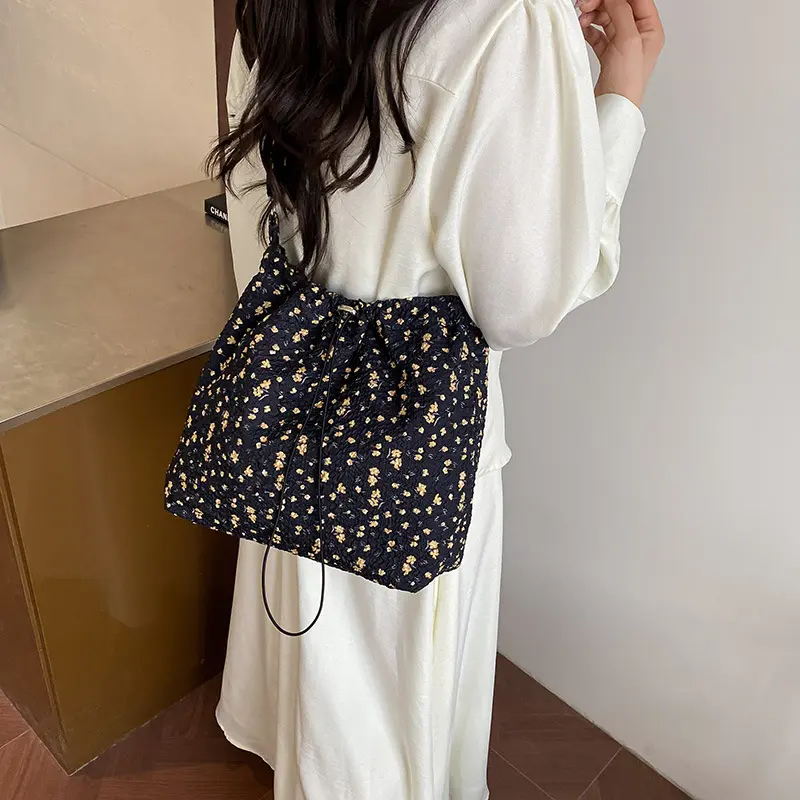 Casual Floral Drawstring Nylon Shoulder Bags for Women Fashion Large Capacity Ladies Crossbody Bag Commuter Girls Handbags Tote