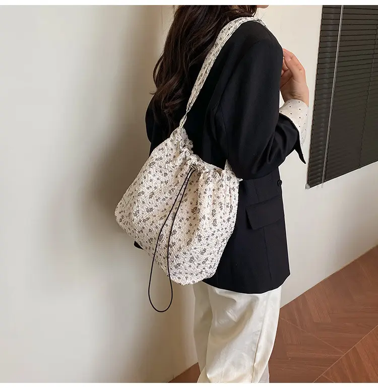 Casual Floral Drawstring Nylon Shoulder Bags for Women Fashion Large Capacity Ladies Crossbody Bag Commuter Girls Handbags Tote